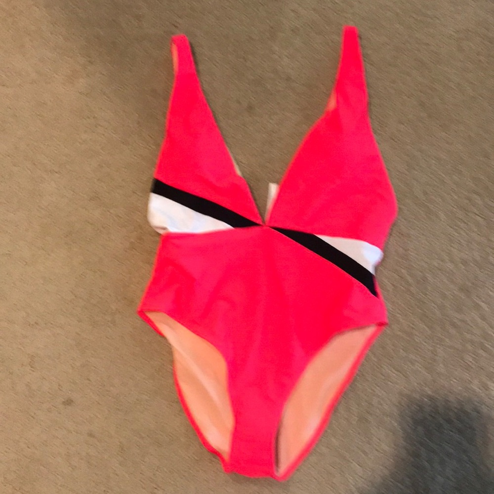 Fabletics one piece swimsuit